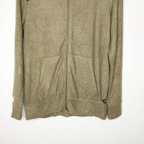 CHASER - Picture 3 of 8